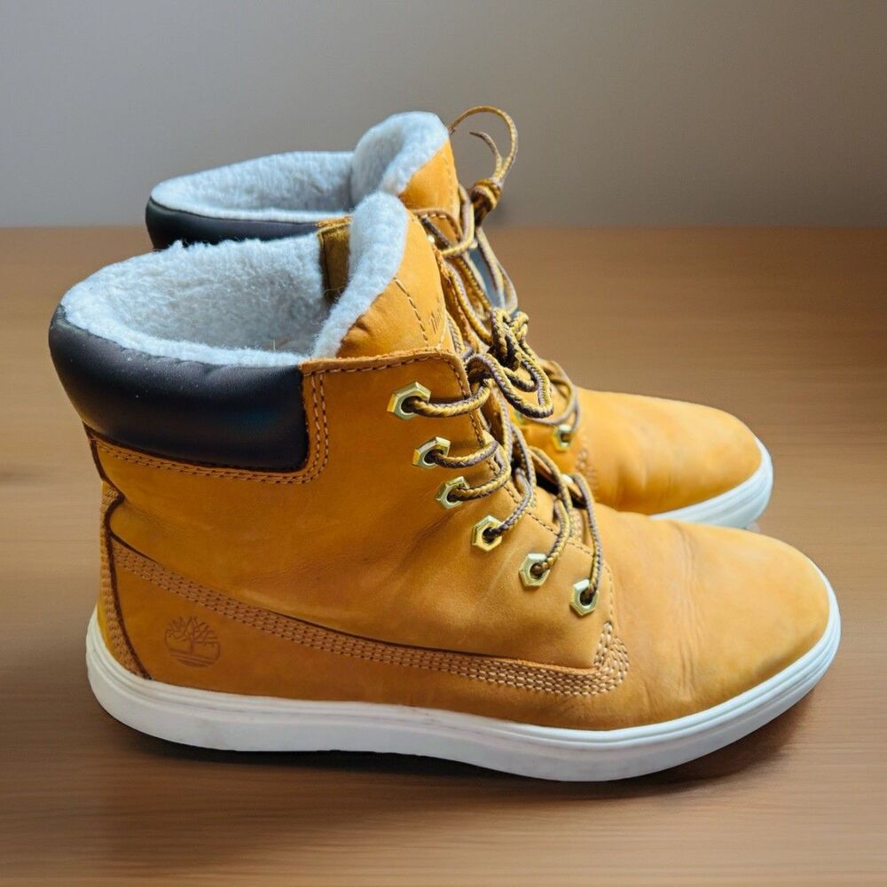 Timberland A1REA Women’s 8 Wheat Cold Weather Snow Boots Faux Fur Lined